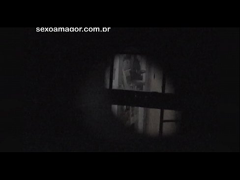 ❤️ Блонді таємно знімає на відео сусідський вуайерист, прихований за порожнистими цеглами ️❌ Чортове відео  на uk.porn-93.ru ❌❤